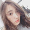モデルの鈴木友菜、少し強めの茶髪自撮り写真を公開