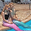 モデルのりゅうちぇる、ぺこと人魚になって遊んでいる写真公開