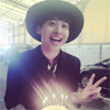 Da-iCE工藤大輝、29歳の誕生日でケーキを持つ笑顔写真公開